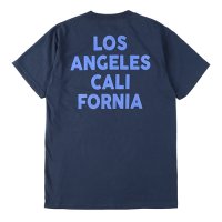 SALE 20%OFF（CALIFOLKS/カリフォークス） CALIFOLKS Giftee Live Los Angeles ネイビー（メンズ）M/Lサイズ 