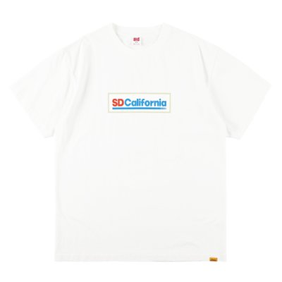 画像1:  (STANDARD CALIFORNIA/スタンダードカリフォルニア) SD US Cotton SDC Logo T　ホワイト（メンズ）M/L/XLサイズ