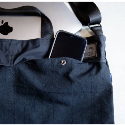 画像7: TURN ME ON（ターンミーオン) アウトポケット2WAYショルダー(BLACK/BLACK)