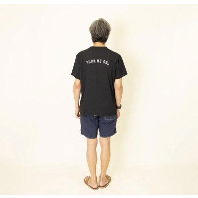 画像5: TURN ME ON(ターンミーオン) アーチロゴ水陸両用 S/S TEE  (BLACK) (MENS)M/L/XLサイズ