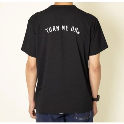 画像1: TURN ME ON（ターンミーオン) アーチロゴ水陸両用 S/S TEE  (BLACK)  (BLACK) (MENS)M/L/XLサイズ