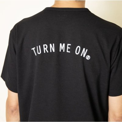 画像2: TURN ME ON（ターンミーオン) アーチロゴ水陸両用 S/S TEE  (BLACK)  (BLACK) (MENS)M/L/XLサイズ