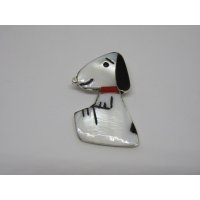 インディアンジュエリー■ZUNI族（ズニ族）■ネックレストップ（ZUNI-DD-001) Shenel・Comosona　インレイ  スヌーピー　