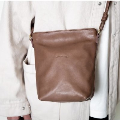 画像2: TURN ME ON（ターンミーオン) レザーミニショルダーBAG (BROWN)