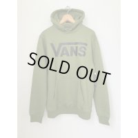 ■バンズ（VANS)■スエットプルオーバー■オリーブ■メンズ US(S)サイズ