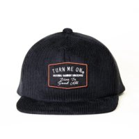 TURN ME ON（ターンミーオン)　コーデュロイワッペンCAP (BLACK)
