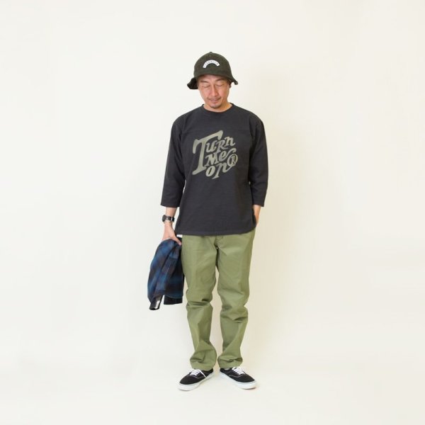 画像2: TURN ME ON（ターンミーオン)　ロゴ9分袖フットボールTEE(BLACK)  (MENS)M/Lサイズ (2)