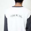 画像1: TURN ME ON（ターンミーオン)　配色切替9分袖TEE(WHITE/CHARCOAL)  (MENS)M/Lサイズ (1)