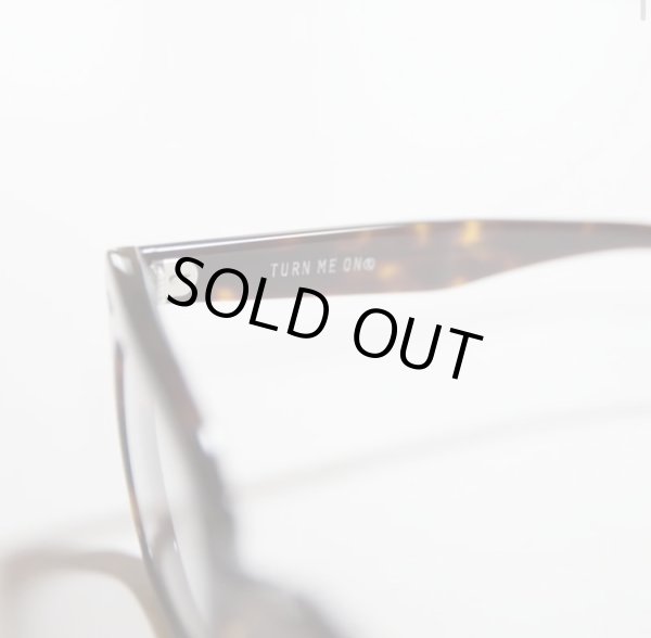 画像5: TURN ME ON（ターンミーオン)　サングラス(TORTOISEフレーム/SMOKEレンズ) (5)