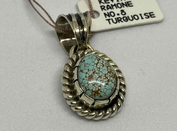 画像2: ■インディアンジュエリー■NAVAJO族（ナバホ族）ケビンラモーン Kevin Ramone　ナンバーエイトターコイズ ネックレスTOP（２） (2)