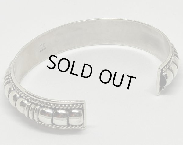 画像2: ■インディアンジュエリー■NAVAJO族（ナバホ族）■バングル Thomas Charley■ハンドメイド■アリゾナ北部現地買付 (2)