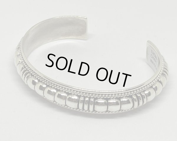 画像1: ■インディアンジュエリー■NAVAJO族（ナバホ族）■バングル Thomas Charley■ハンドメイド■アリゾナ北部現地買付 (1)