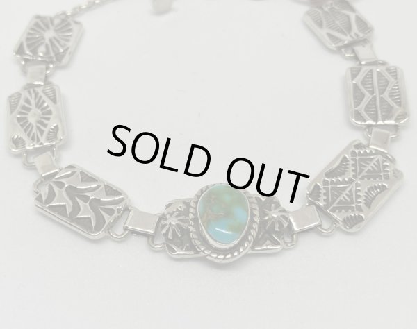 画像2: ■インディアンジュエリー■NAVAJO族（ナバホ族）HENRY MARIANO(ヘンリーマリアーノ) 作■T-BAR BRACELET ブレスレット・スタンプワーク（NAVAJO-B-009) ■ソノランゴールドターコイズ■ナバホネイション現地買付 (2)