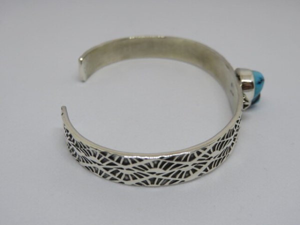 画像3: ■インディアンジュエリー■NAVAJO族（ナバホ族）■バングル Henry Mariano（NAVAJO-B-021) キングマンターコイズ ■アリゾナ北部現地買付 (3)