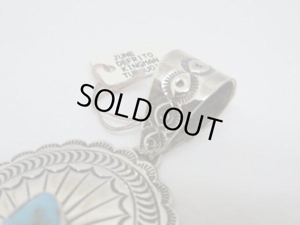 画像5: ■インディアンジュエリー■NAVAJO族（ナバホ族）JUNE DEFRITO■ネックレストップ（NAVAJO-N-015)キングマンターコイズ■アリゾナ北部現地買付 (5)